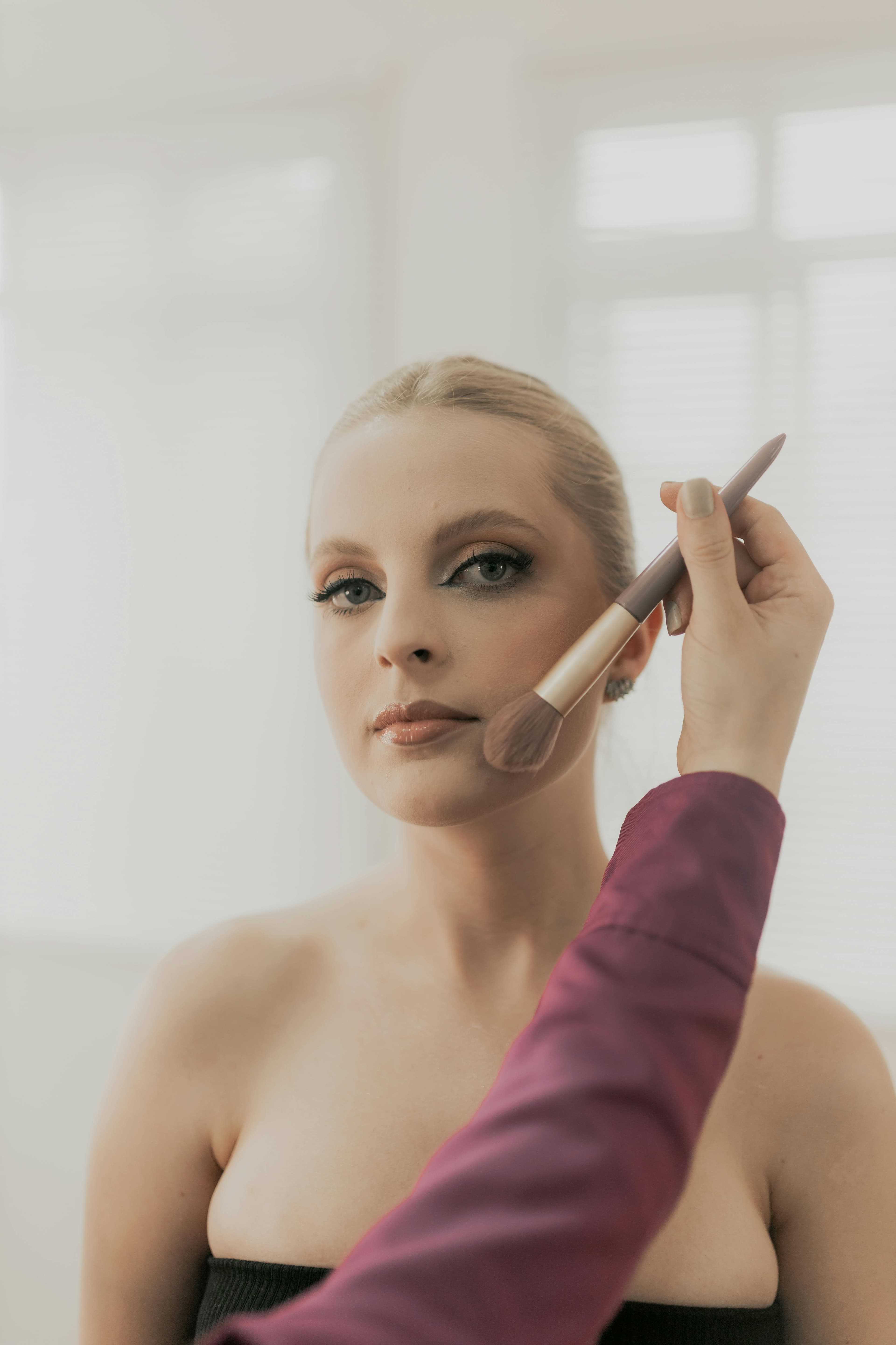 Makeup / Henna image 9